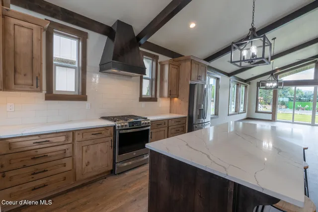 $829,500 | 105 Backtrack Road, Sandpoint, ID 83864