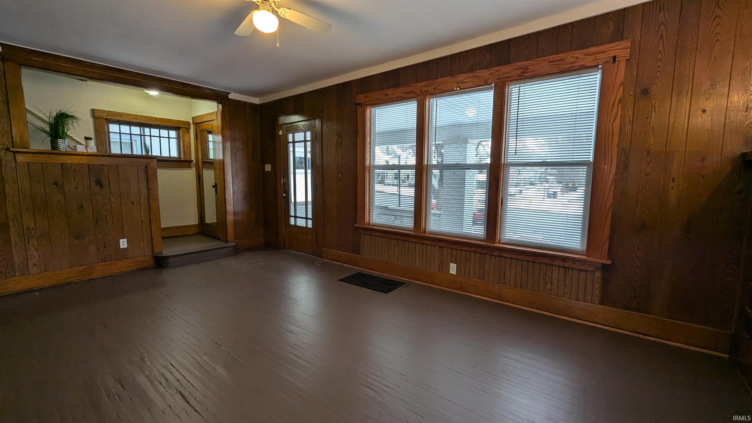 2911 Broadway Fort Wayne, IN 46807 - Photo 5 of 26