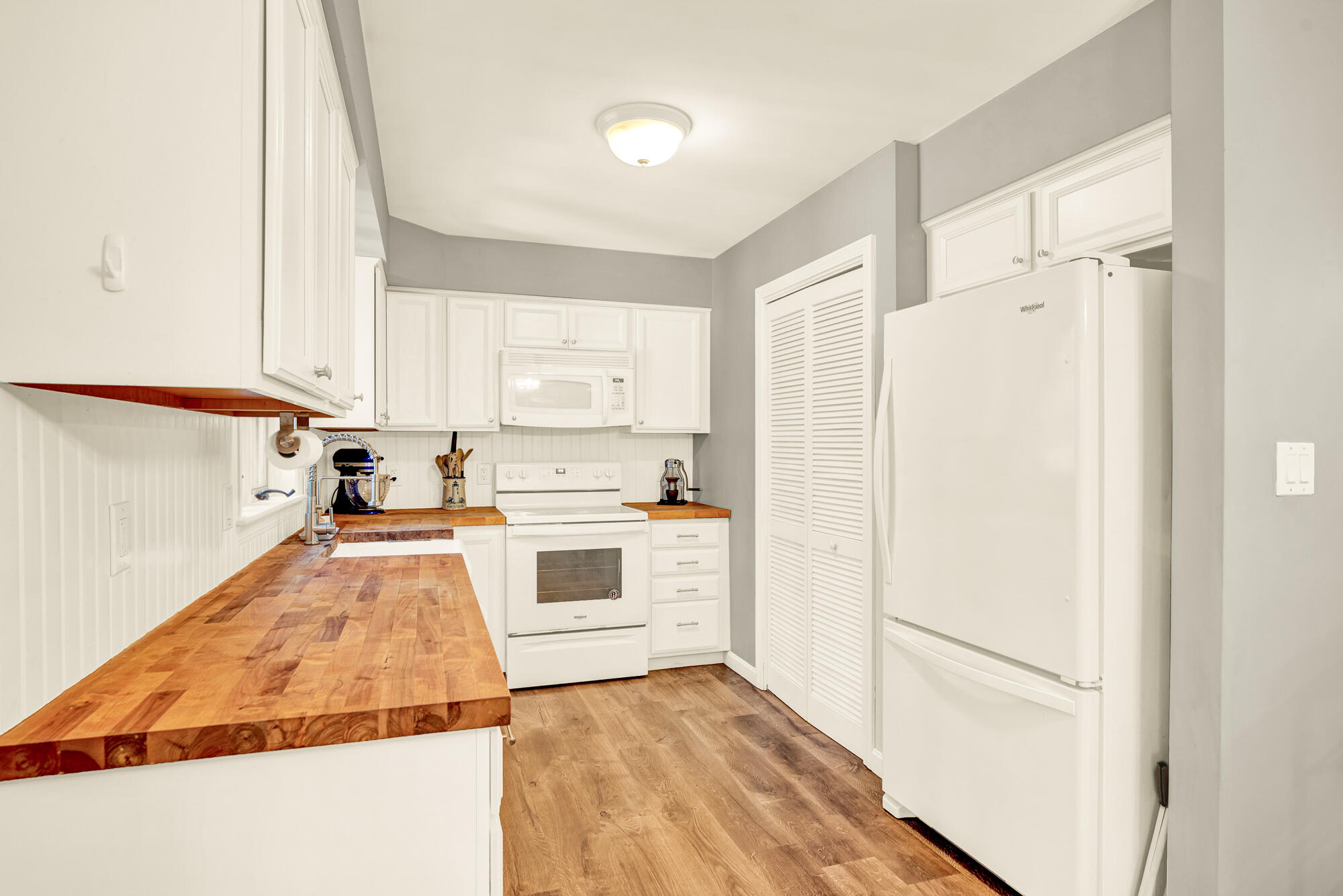 43 Miller Road Kittery, ME 03905 - Photo 9 of 28 750_3138