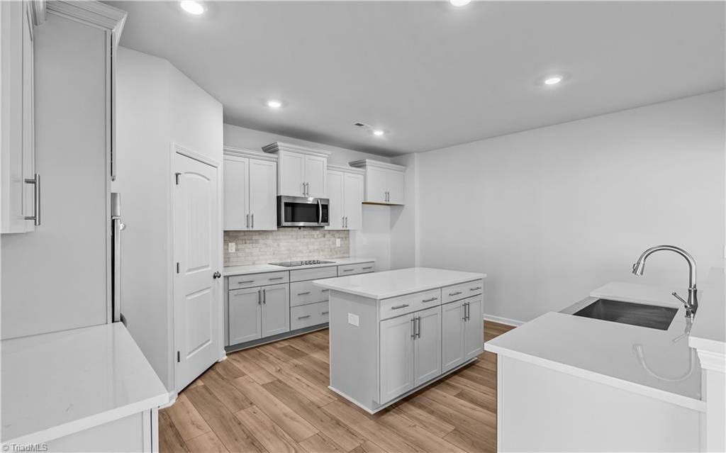 3000 Bayou Street Graham, NC 27253 - Photo 16 of 39 Tons of Storage