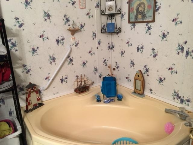 4900 Anderson Road Muskegon, MI 49445 - Photo 18 of 27 IMG_9131