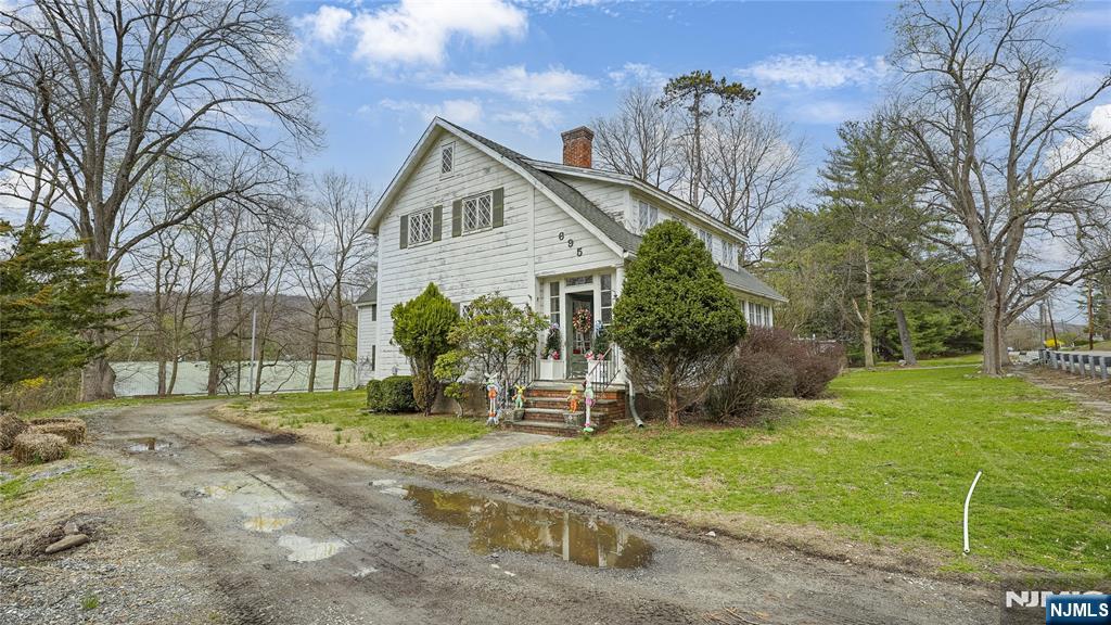 695 Ramapo Valley Road Oakland, NJ 07436 - Photo 5 of 42