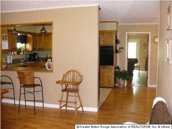 16619 Patton Avenue Baton Rouge, LA 70816 - Photo 3 of 16 Gallery Image 3