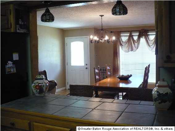 16619 Patton Avenue Baton Rouge, LA 70816 - Photo 6 of 16 Gallery Image 6