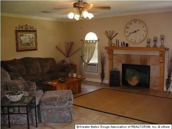 16619 Patton Avenue Baton Rouge, LA 70816 - Photo 9 of 16 Gallery Image 9