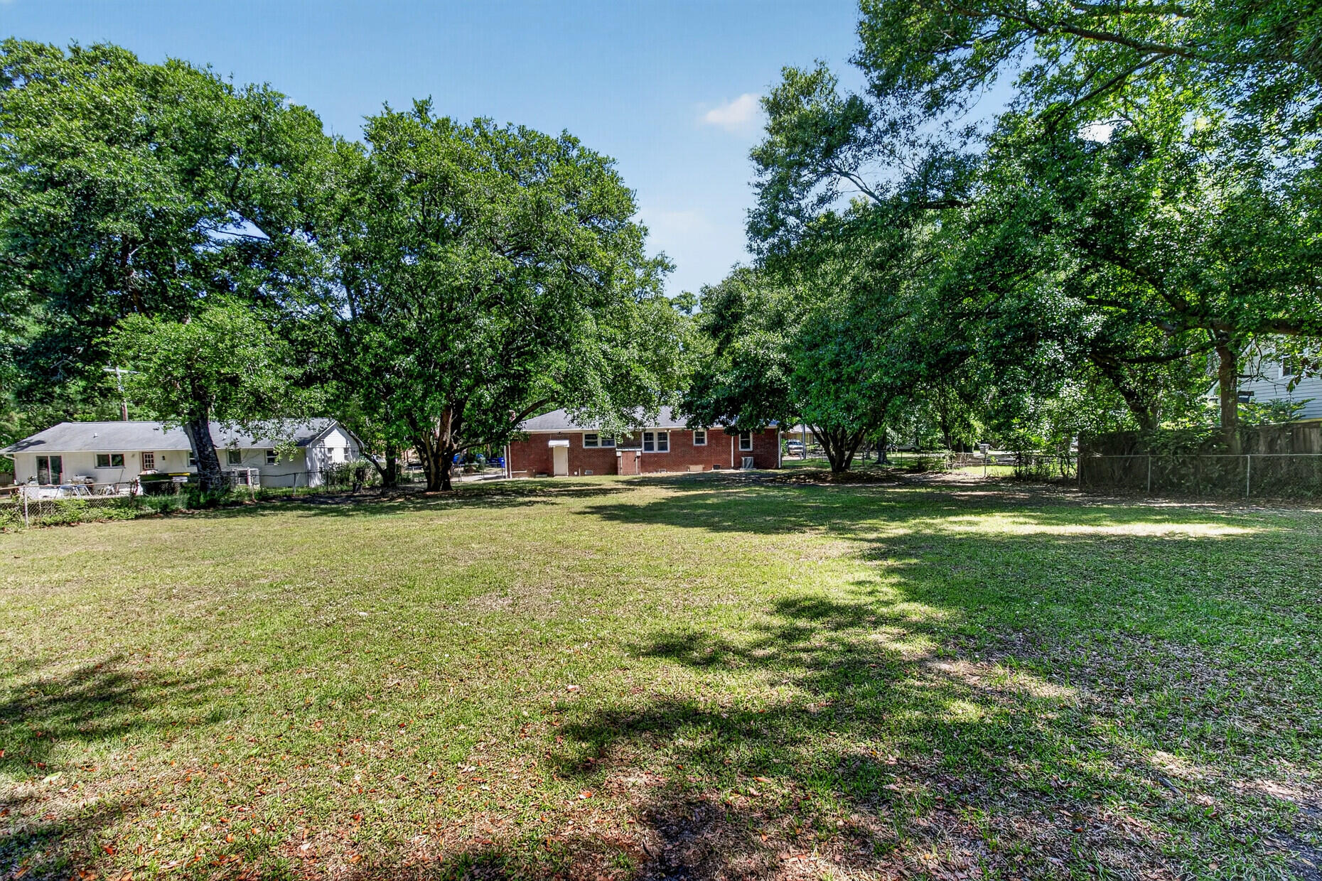211 6th Avenue Mount Pleasant, SC 29464 - Photo 14 of 50 27_IMG_4173_mls