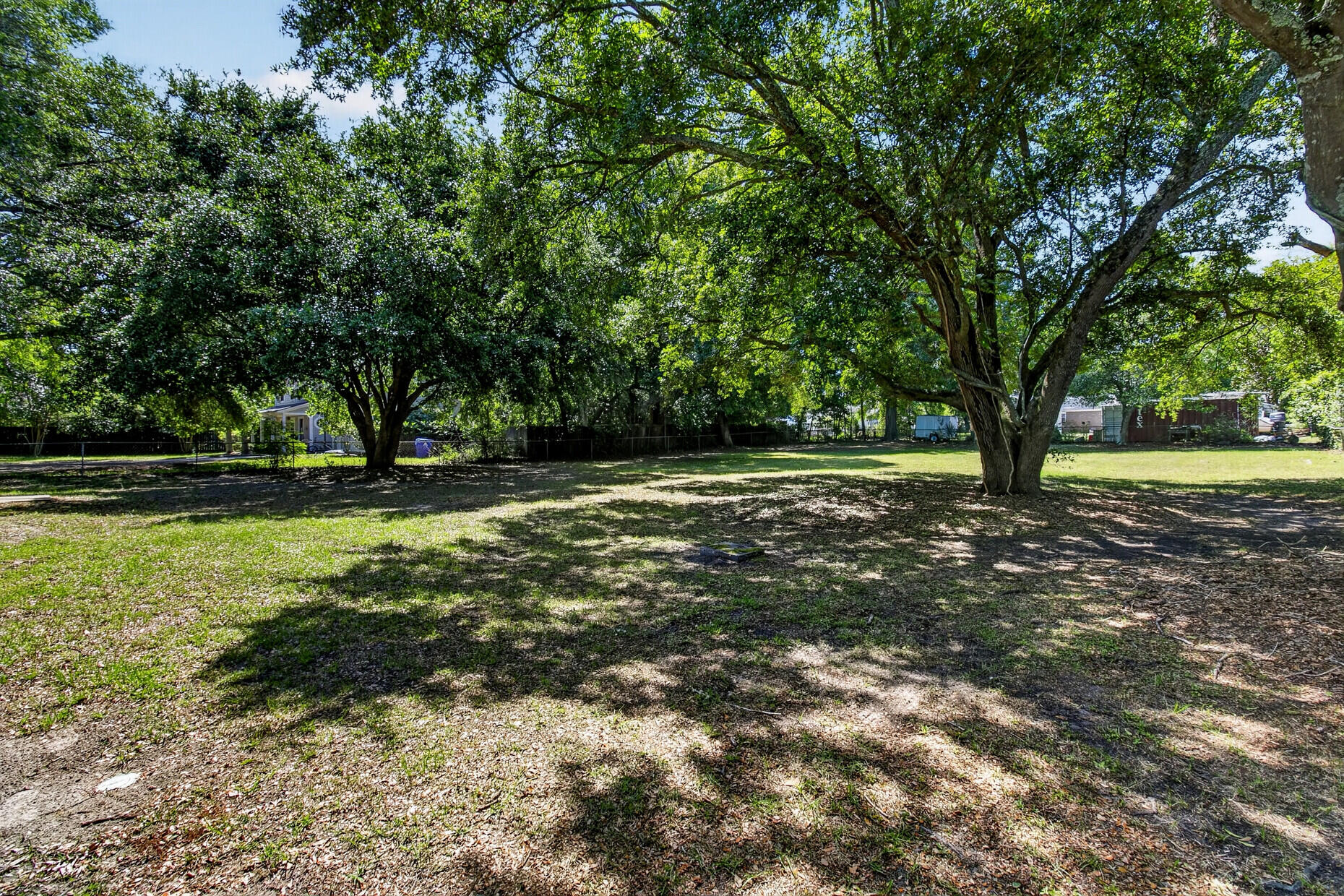 211 6th Avenue Mount Pleasant, SC 29464 - Photo 15 of 50 22_IMG_4147_mls