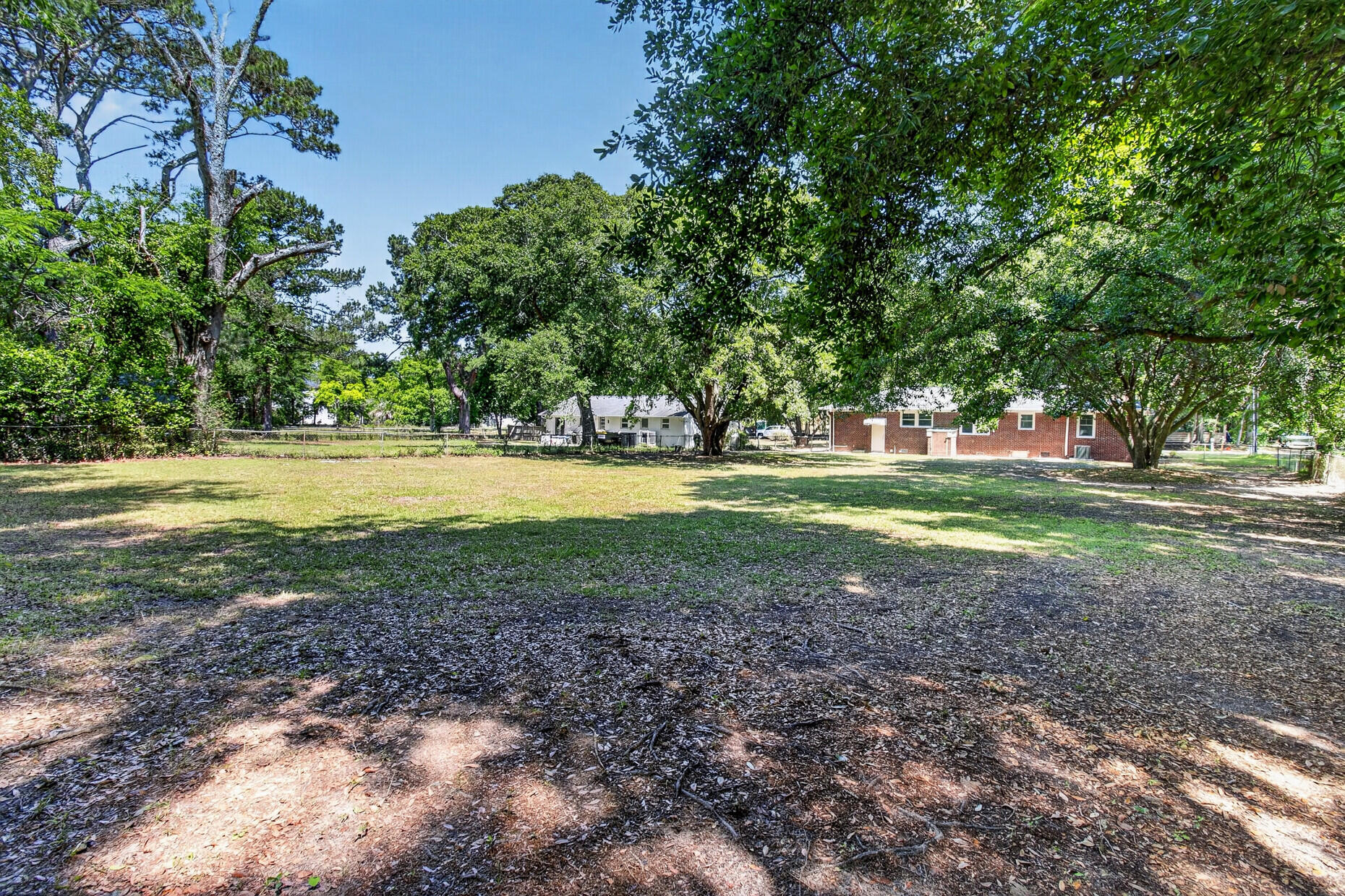 211 6th Avenue Mount Pleasant, SC 29464 - Photo 17 of 50 28_IMG_4179_mls