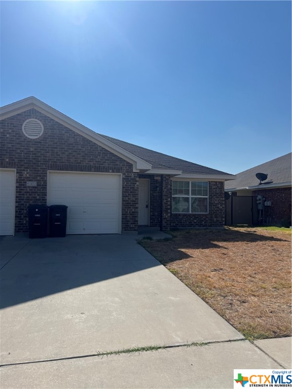 a house view with a outdoor space
