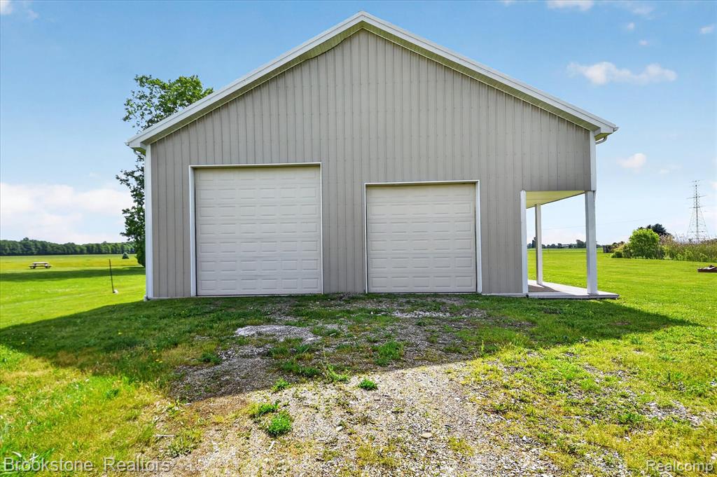 75230 Cryderman Road Richmond, MI 48062 - Photo 7 of 93