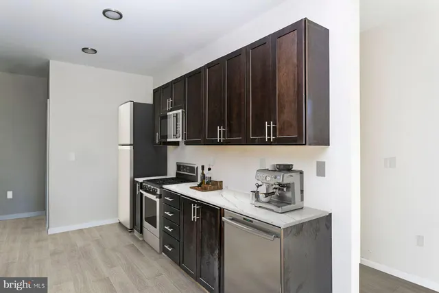 $1,875 | 4907 Hamilton Avenue, Unit B, Baltimore, MD 21206