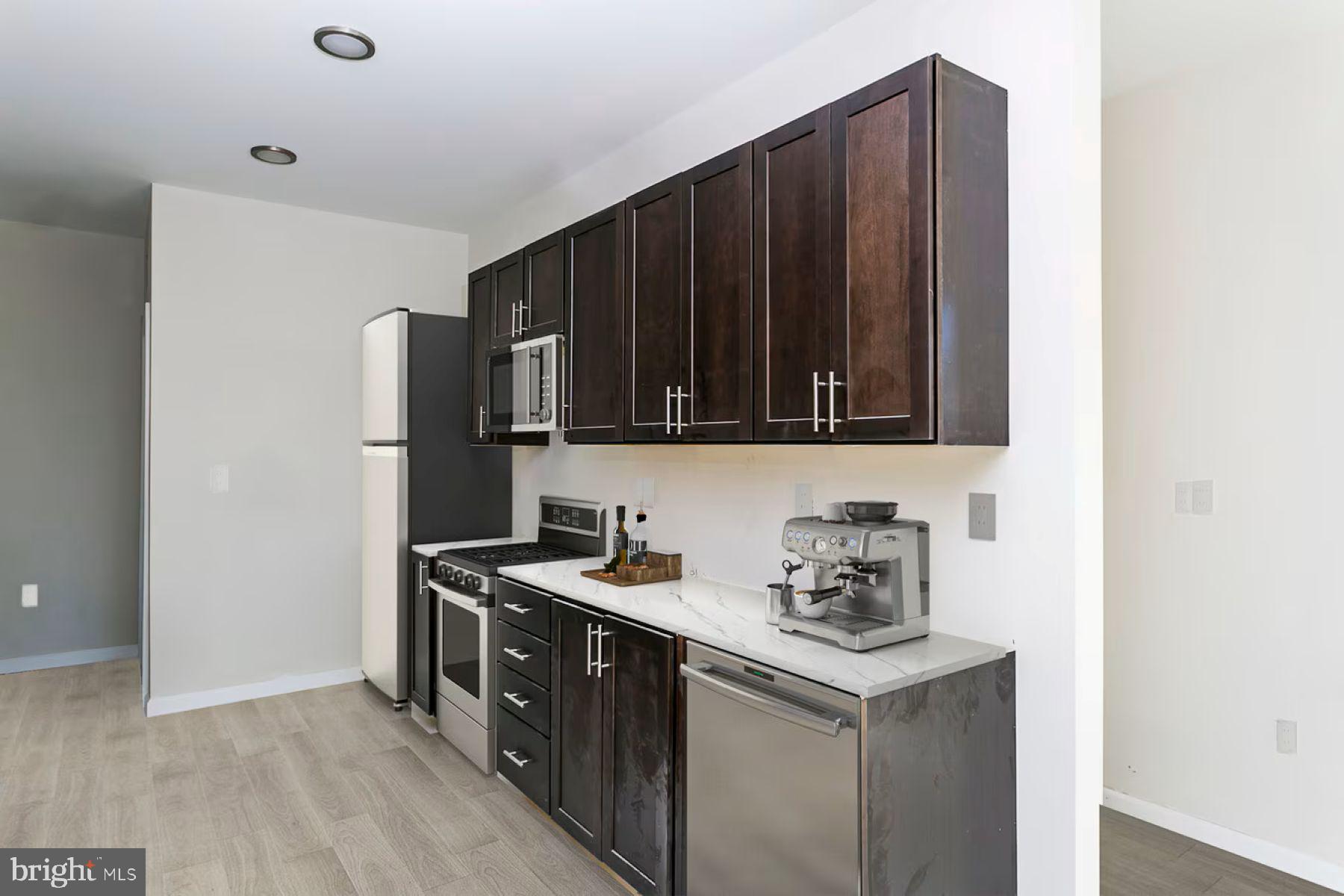 4907 Hamilton Avenue, Unit B Baltimore, MD 21206 - Photo 3 of 15 Kitchen - Model Home