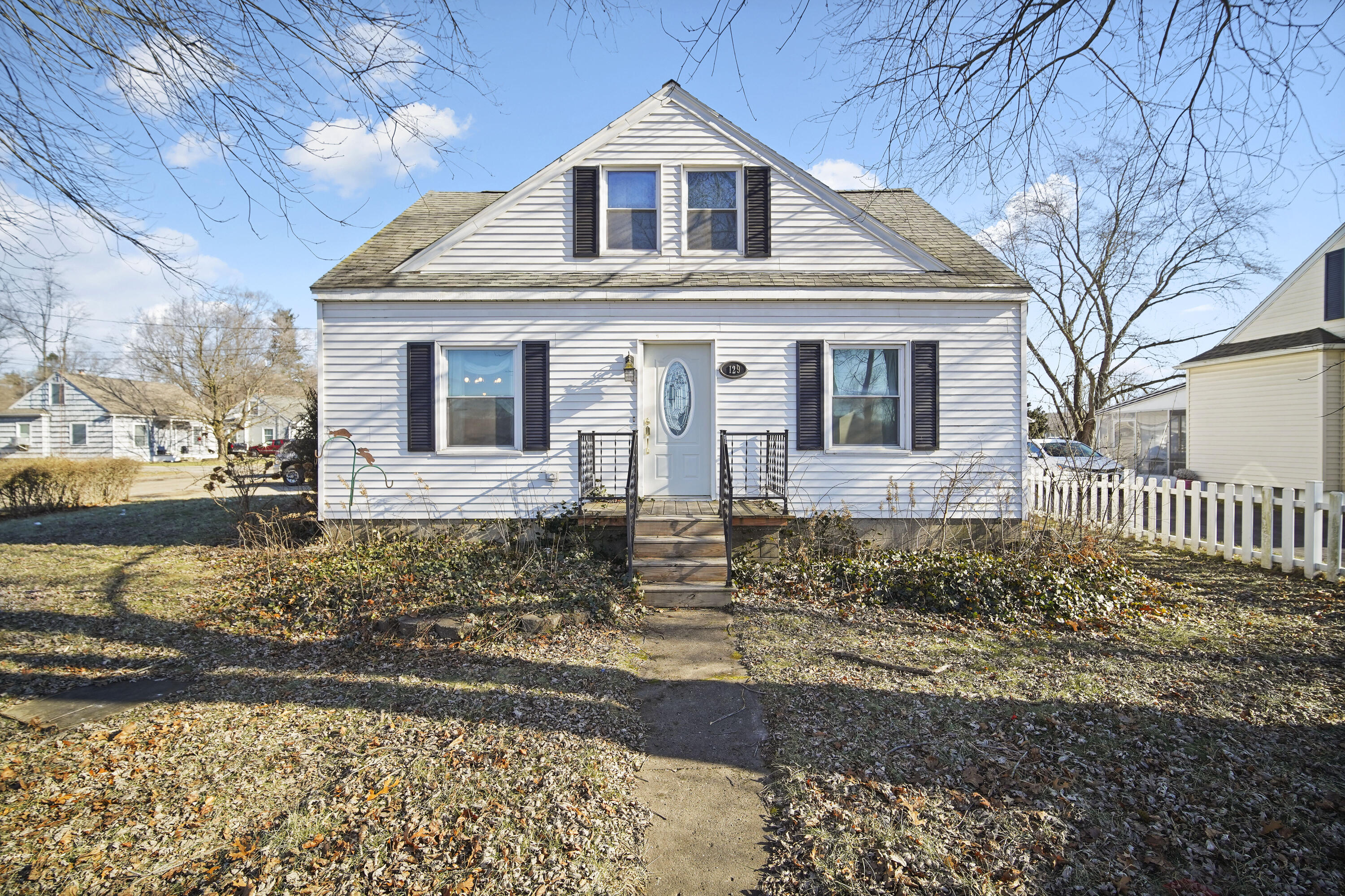 129 Falahee Road Jackson, MI 49203 - Photo 1 of 38 1