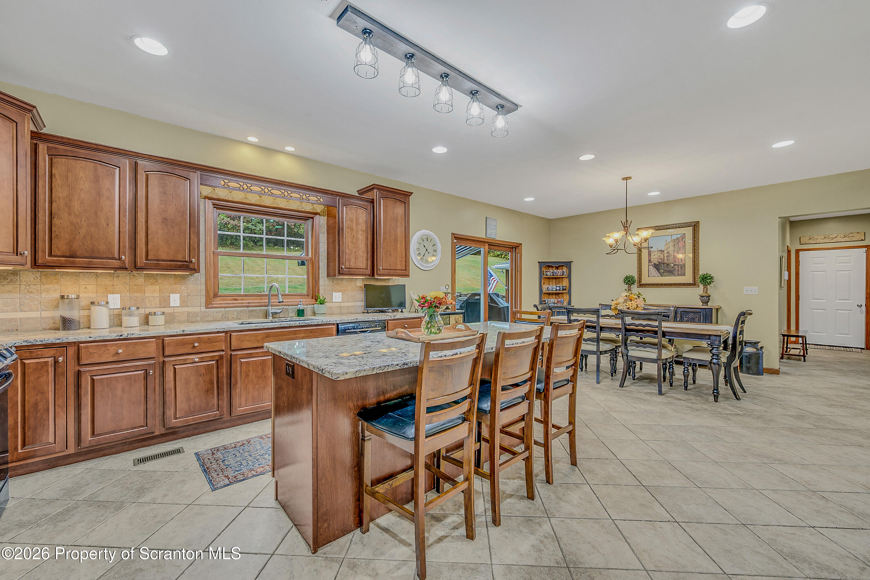 618 Goldbutton Street Archbald, PA 18403 - Photo 12 of 73 Kitchen