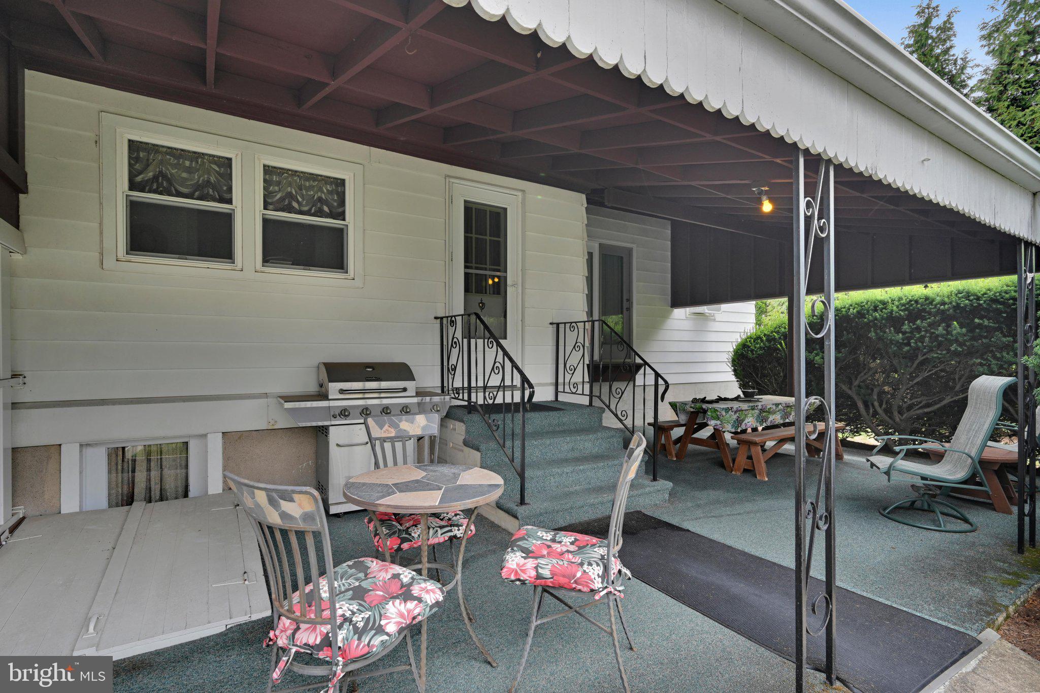 1629 New Holland Road Reading, PA 19607 - Photo 24 of 34 Back Patio