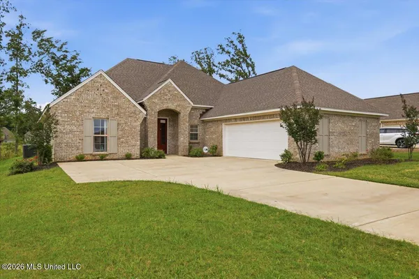 $380,000 | 124 Autumn Drive, Madison, MS 39110