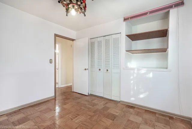 $449,000 | 1822 West Catalpa Lane, Mount Prospect, IL 60056