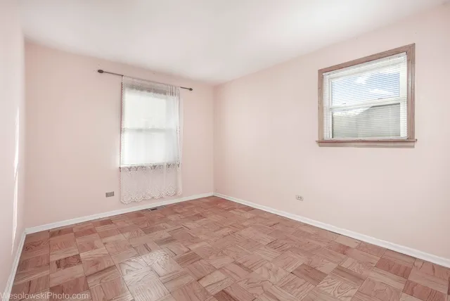 $449,000 | 1822 West Catalpa Lane, Mount Prospect, IL 60056