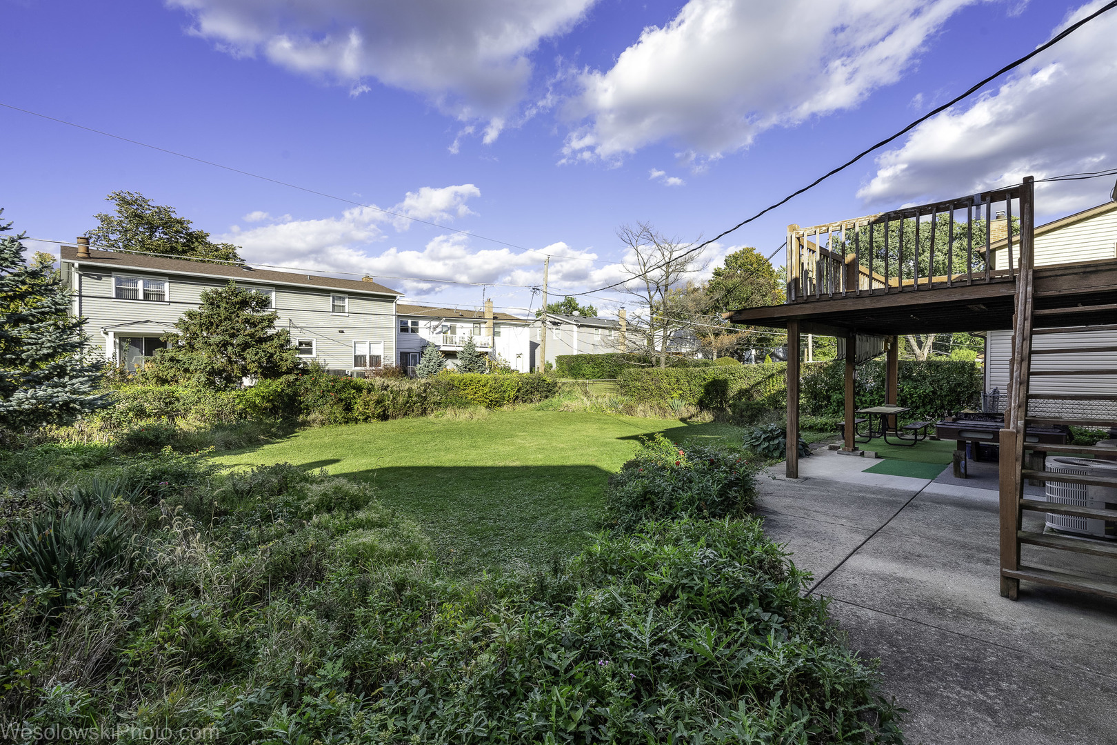 1822 West Catalpa Lane Mount Prospect, IL 60056 - Photo 23 of 24 a view of a swimming pool with a patio