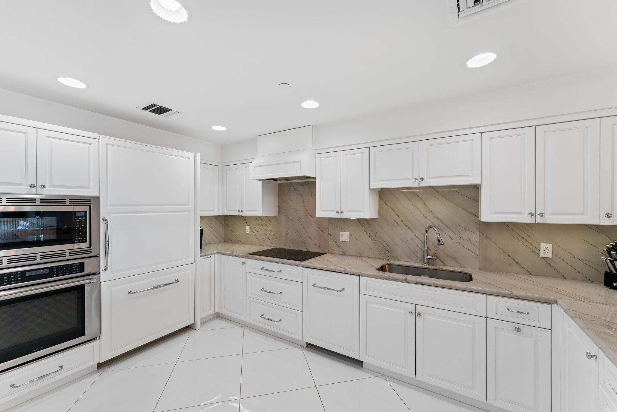 2050 Florida A1A, Unit 3 Jupiter, FL 33477 - Photo 18 of 48 Thermador appliances