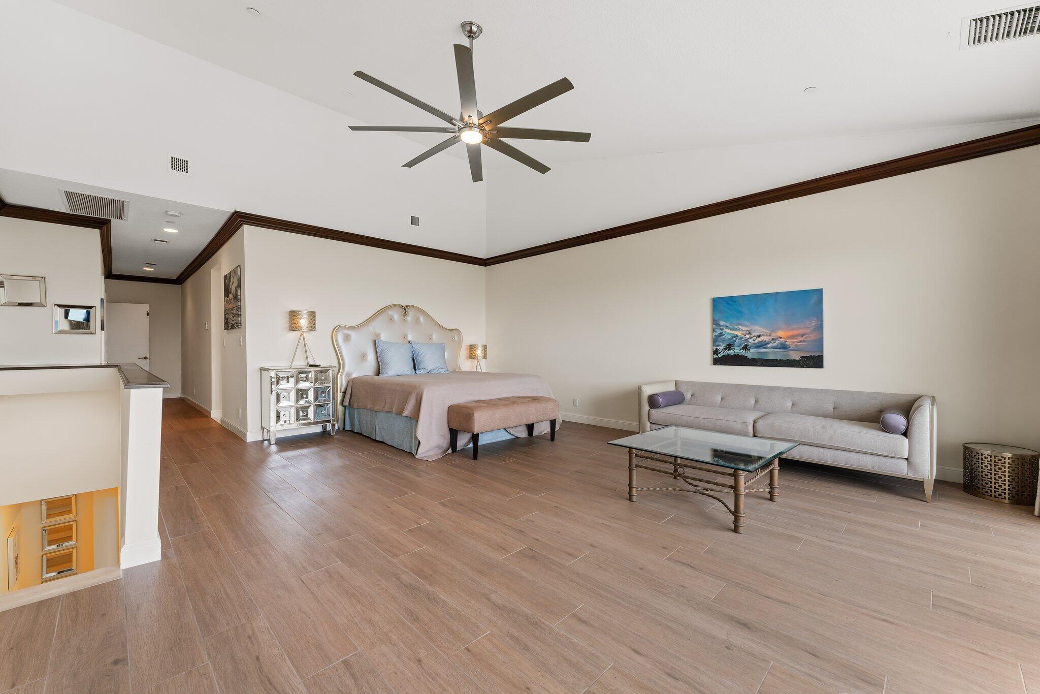 2050 Florida A1A, Unit 3 Jupiter, FL 33477 - Photo 19 of 48 Loft like master