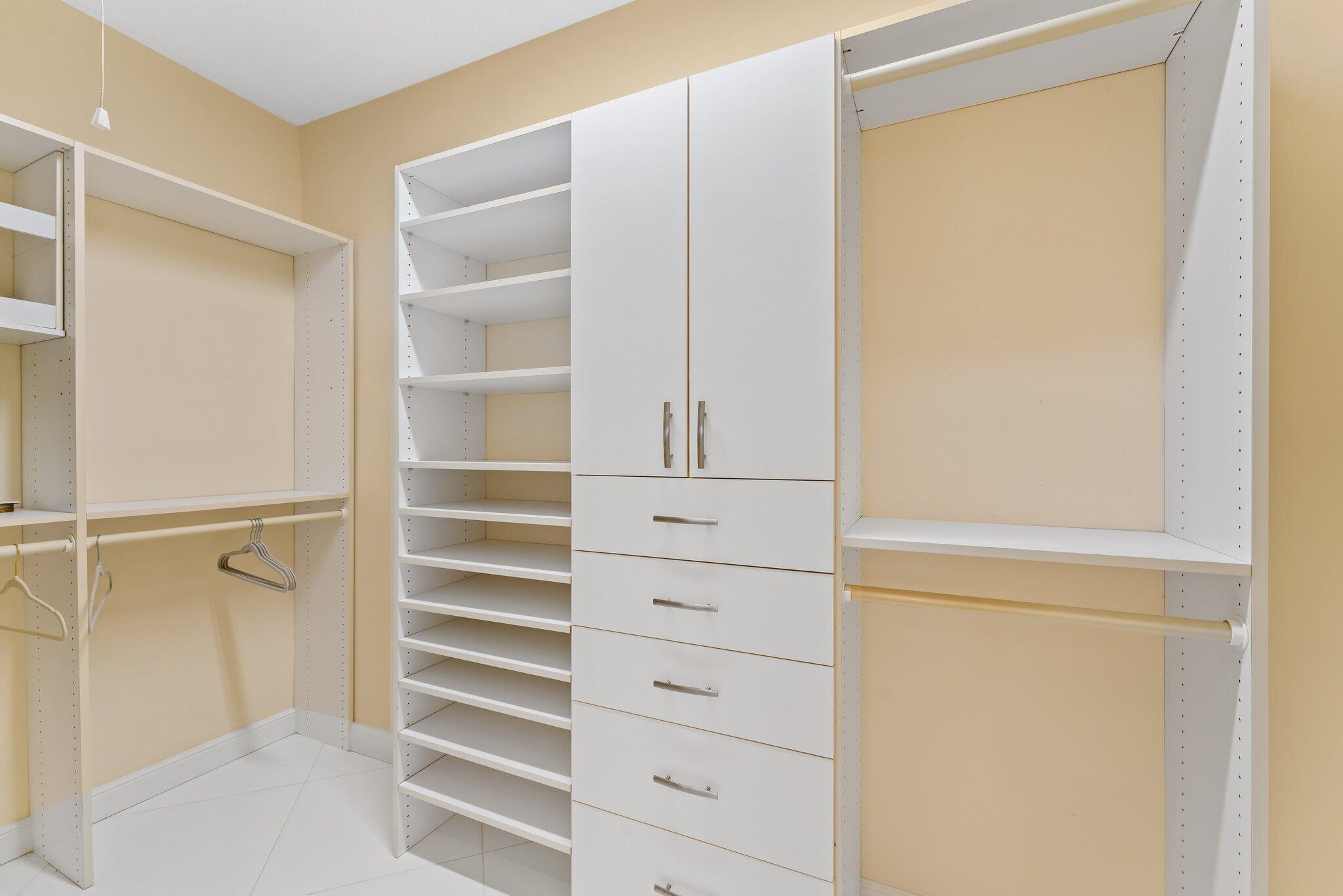 2050 Florida A1A, Unit 3 Jupiter, FL 33477 - Photo 29 of 48 Master walk in closet