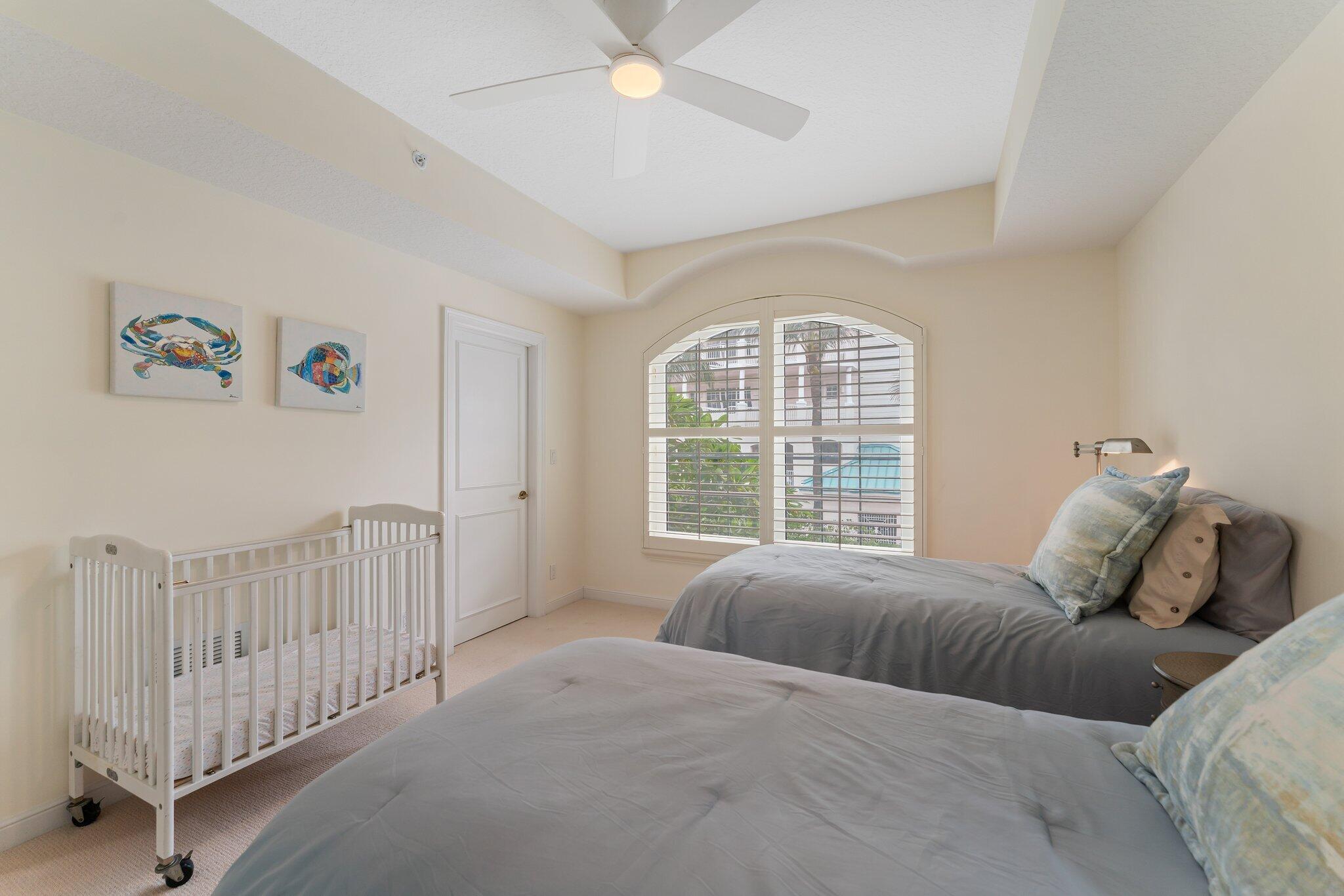 2050 Florida A1A, Unit 3 Jupiter, FL 33477 - Photo 36 of 48 Ensuite 2