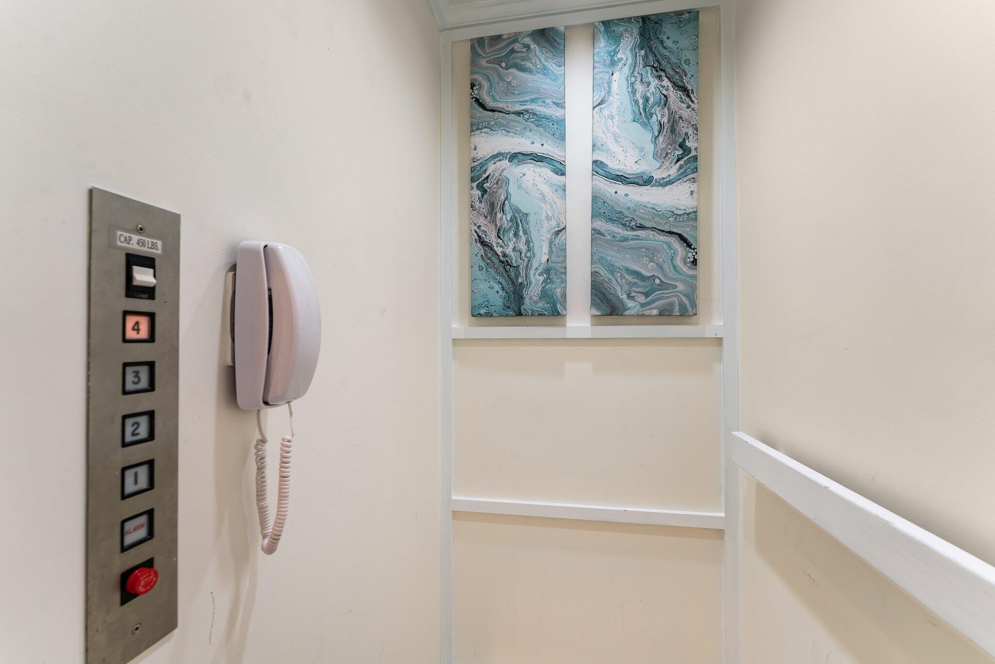 2050 Florida A1A, Unit 3 Jupiter, FL 33477 - Photo 8 of 48 Private elevator