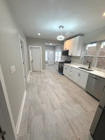 $359,999 | 8219 South Honore Street, Chicago, IL 60620