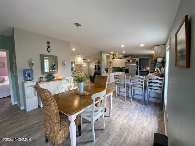 340 Pigott Road Gloucester, NC 28528 - Photo 17 of 20 Dining Area