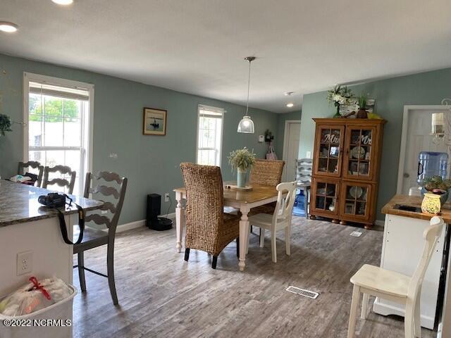 340 Pigott Road Gloucester, NC 28528 - Photo 7 of 20 Dining Area