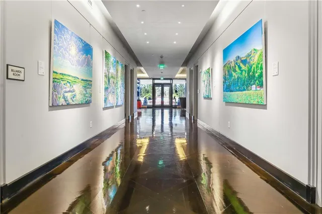 $1,250,000 | 700 West 31st Street, Unit 702, Kansas City, MO 64108