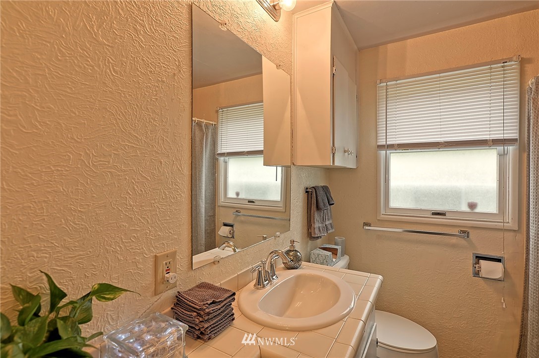 323 View Ridge Drive Everett, WA 98203 - Photo 17 of 25