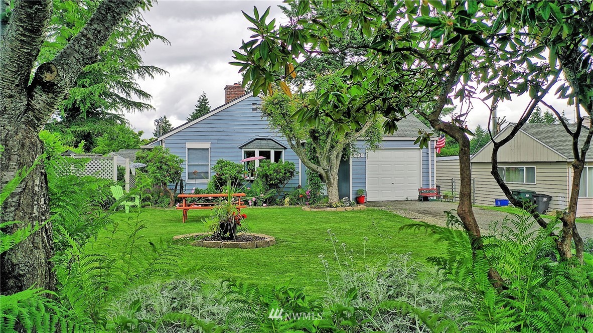 323 View Ridge Drive Everett, WA 98203 - Photo 3 of 25