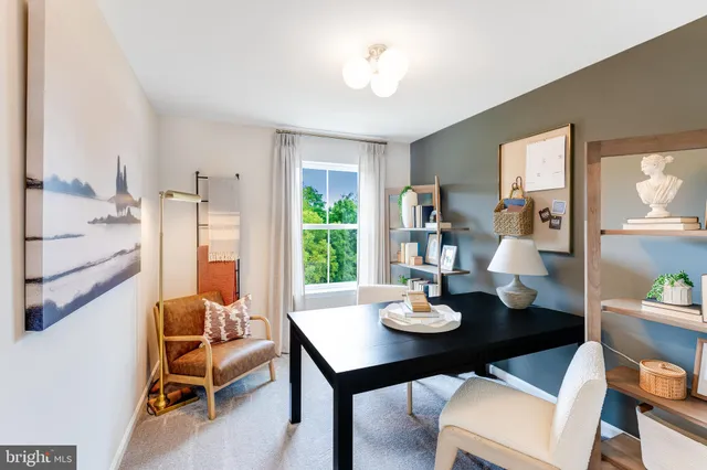 $1,800 | 211 Cooperage Road, Inwood, WV 25428