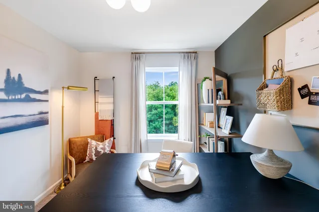 $1,800 | 211 Cooperage Road, Inwood, WV 25428