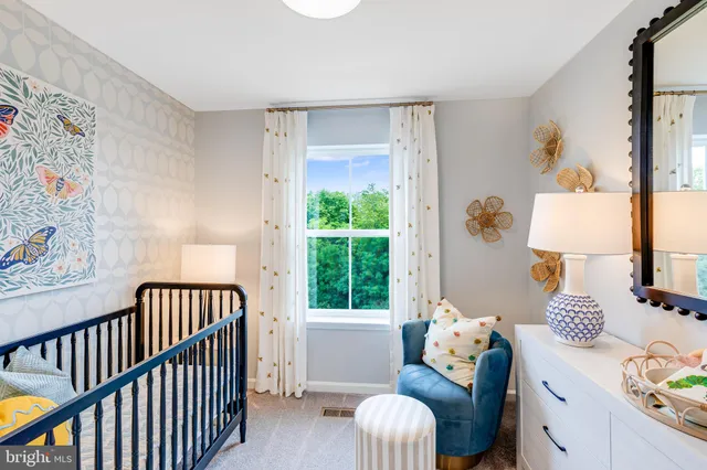 $1,800 | 211 Cooperage Road, Inwood, WV 25428