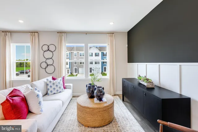 $1,800 | 211 Cooperage Road, Inwood, WV 25428