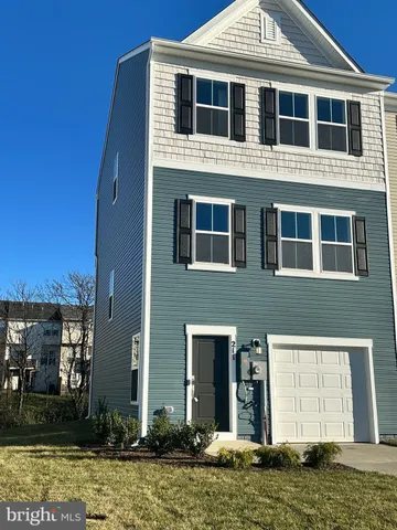 $1,800 | 211 Cooperage Road, Inwood, WV 25428