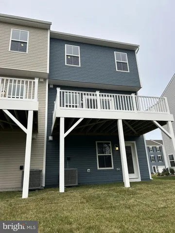 $1,800 | 211 Cooperage Road, Inwood, WV 25428