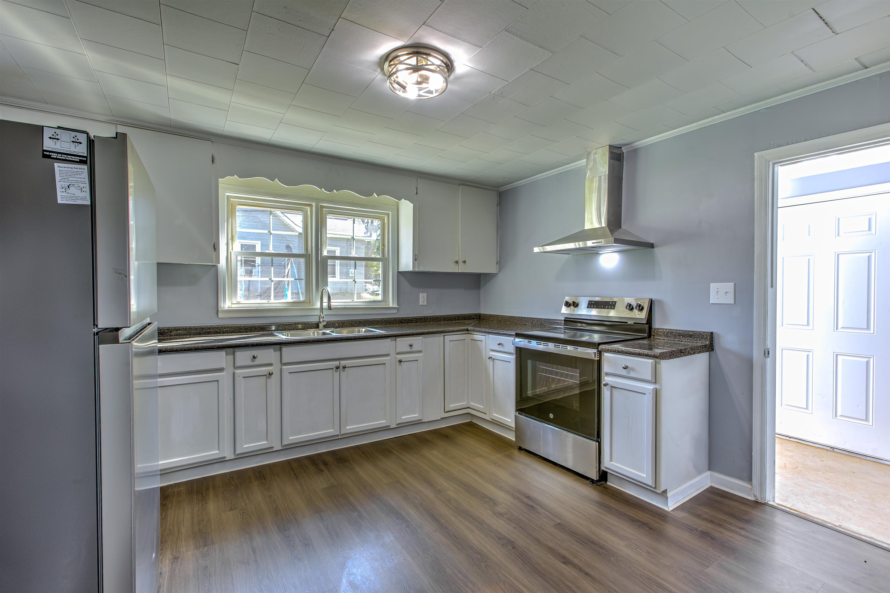 813 9th Street Gaffney, SC 29340 - Photo 2 of 24