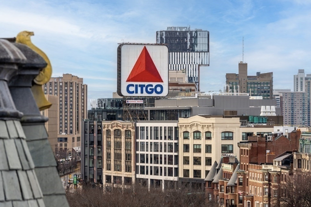 390 Commonwealth Avenue, Unit 809 Boston, MA 02215 - Photo 11 of 11 a picture of city view