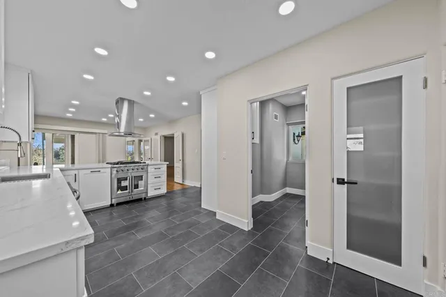 $2,495,000 | 4811 East Alder Drive, San Diego, CA 92116