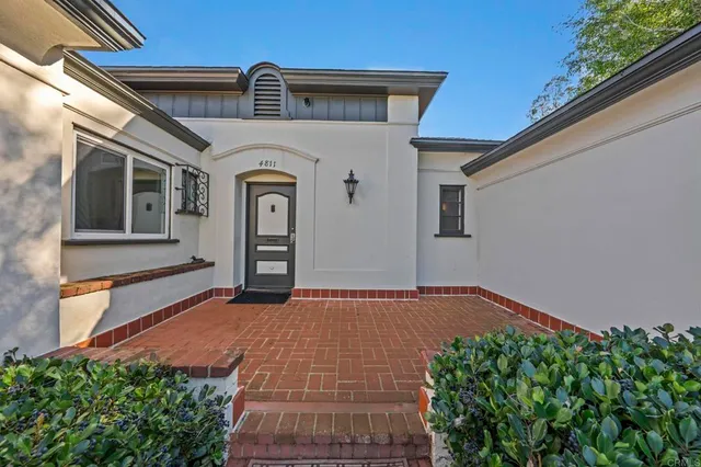 $2,495,000 | 4811 East Alder Drive, San Diego, CA 92116