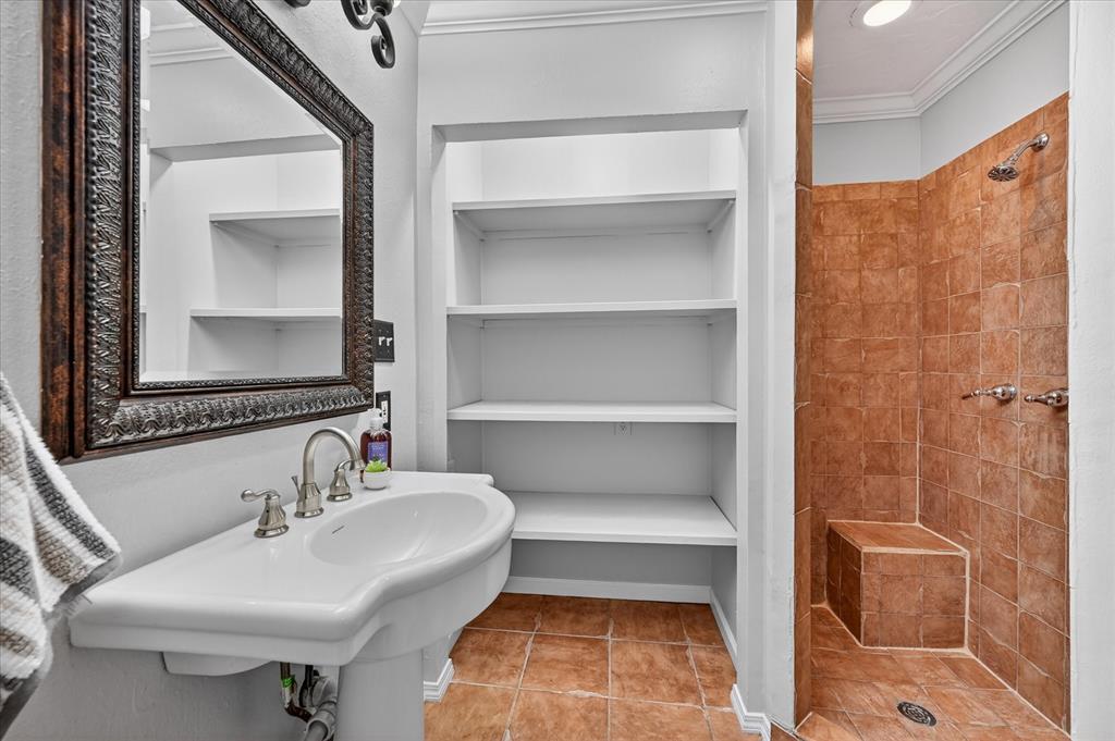 5014 Rexton Lane Dallas, TX 75214 - Photo 18 of 31