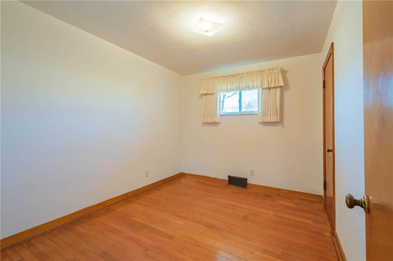 508 Edgeview Road Lower Burrell, PA 15068 - Photo 14 of 25 Gallery Image 14