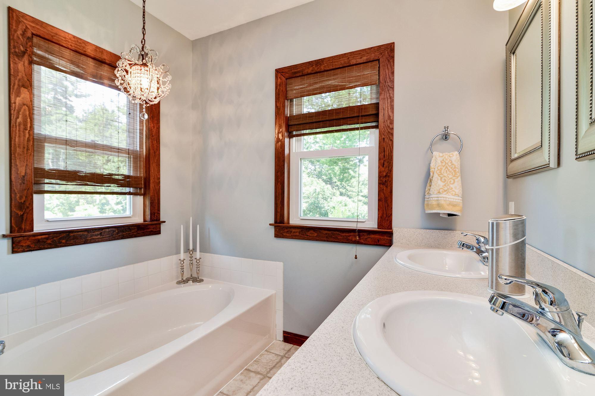 76 Colonial Avenue Pitman, NJ 08071 - Photo 39 of 58 Gallery Image 39