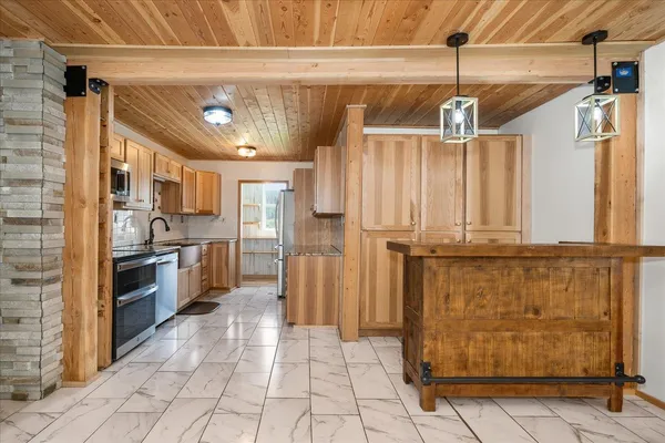 $1,097,999 | 1424 North Idaho Road, Liberty Lake, WA 99019