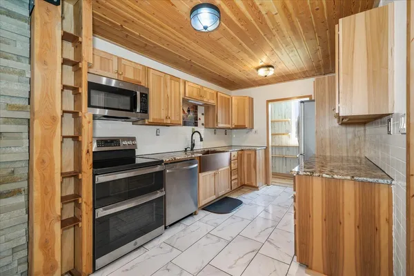 $1,097,999 | 1424 North Idaho Road, Liberty Lake, WA 99019