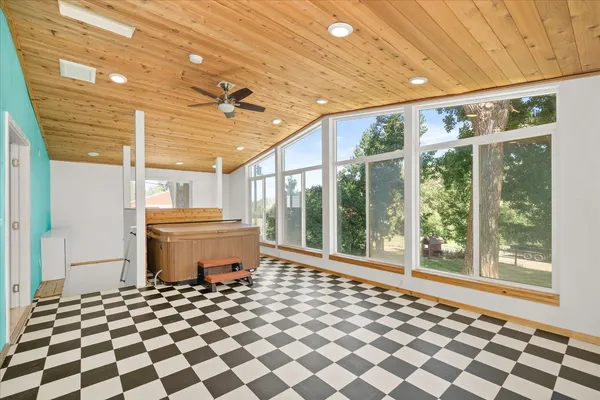 $1,097,999 | 1424 North Idaho Road, Liberty Lake, WA 99019